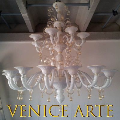 Bibione - Lustre 24 lumières 2 niveaux 16+8 en verre de Murano Or Blanc