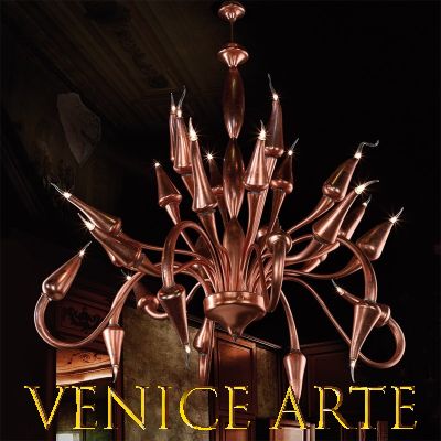 Ramses - Lustre 24 lumières en verre de Murano avec finition cuivre.